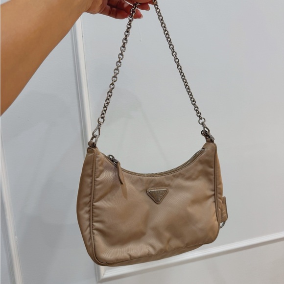 Prada Re-edition 2005 Nylon Bag NUDE - Picture 3 of 16